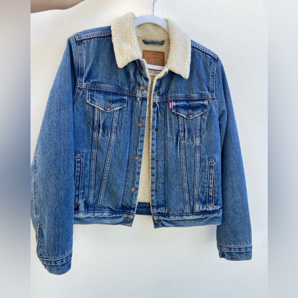 Levi's Blue Jean Jacket with White Sherpa Collar